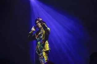 周杰倫演唱會引爆朋友圈 十萬人狂歡創全國紀錄，經紀公司深夜發文致謝